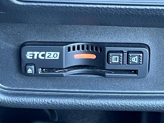 ���y�d�s�b�z�L�����H�𗘗p����ۂɗ������Œ�~���邱�ƂȂ��ʉ߂ł���A�d�s�b�ԍڊ�i�m���X�g�b�v������������V�X�e���@��j����������Ă��܂��B�Z�b�g�A�b�v���s�����Ƃŗ��p�\�ɂȂ�܂��B