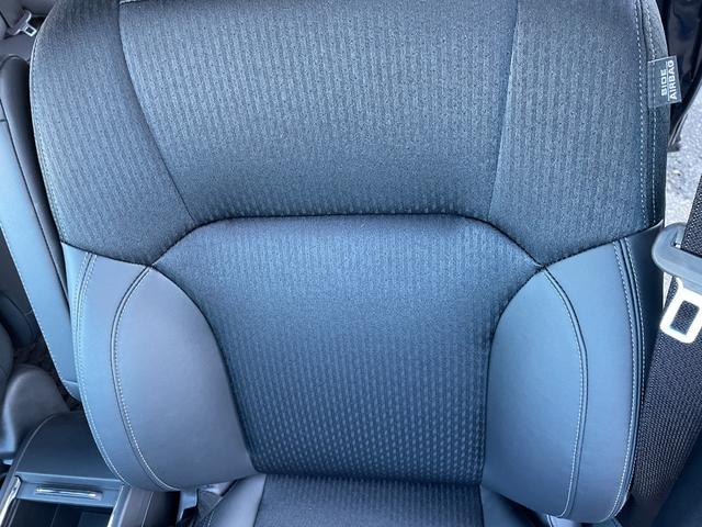 �y���z�K���o�[����X�́u�g�C�U��X�E�x�r�[�U��X����v�̂����ׂ�B�u�W���C�t���z���_����X����v�̓��H�����񂾖ڂ̑O�ł��I�݂Ȃ��܂̂��ԑI�т̂���`���������Ă��������I