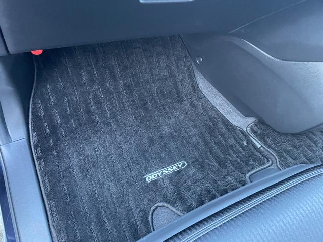 �y���z�K���o�[����X�́u�g�C�U��X�E�x�r�[�U��X����v�̂����ׂ�B�u�W���C�t���z���_����X����v�̓��H�����񂾖ڂ̑O�ł��I�݂Ȃ��܂̂��ԑI�т̂���`���������Ă��������I