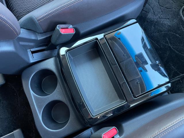 �y���z�K���o�[����X�́u�g�C�U��X�E�x�r�[�U��X����v�̂����ׂ�B�u�W���C�t���z���_����X����v�̓��H�����񂾖ڂ̑O�ł��I�݂Ȃ��܂̂��ԑI�т̂���`���������Ă��������I