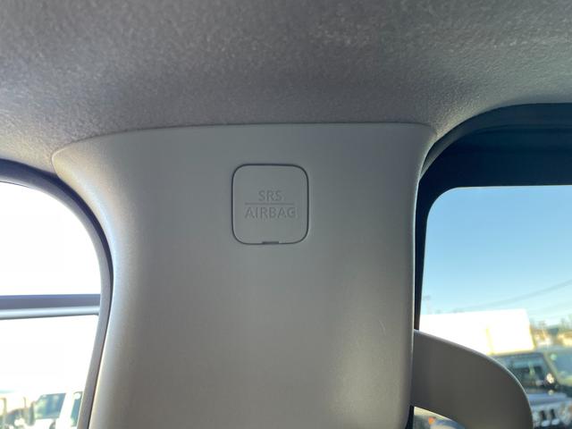 �y���z�K���o�[����X�́u�g�C�U��X�E�x�r�[�U��X����v�̂����ׂ�B�u�W���C�t���z���_����X����v�̓��H�����񂾖ڂ̑O�ł��I�݂Ȃ��܂̂��ԑI�т̂���`���������Ă��������I