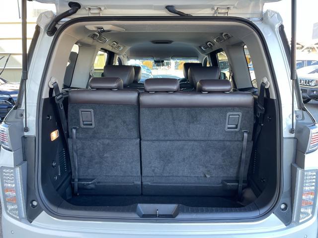 �y���z�K���o�[����X�́u�g�C�U��X�E�x�r�[�U��X����v�̂����ׂ�B�u�W���C�t���z���_����X����v�̓��H�����񂾖ڂ̑O�ł��I�݂Ȃ��܂̂��ԑI�т̂���`���������Ă��������I