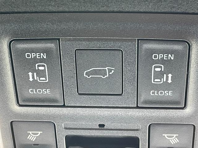 ノア S-Z 純正ナビ Bluetooth フルセグTV FM AM バックカメラ シートヒーター 電動リアゲート オットマン ETC2.0 純正フロアマット 純正アルミホイール 衝突被害軽減システム 純正LED(11枚目)