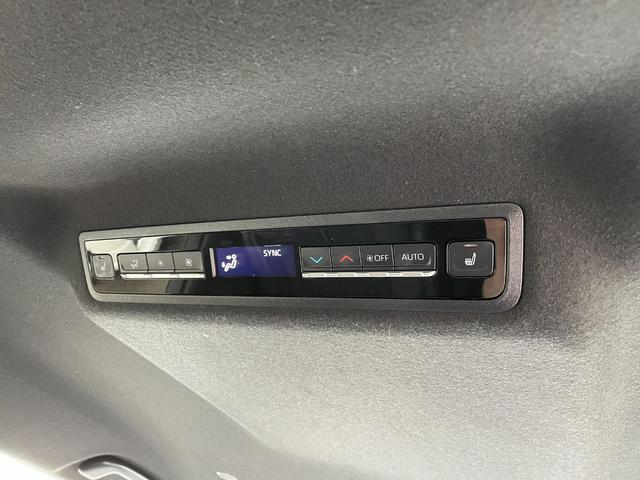 ノア S-Z 純正ナビ Bluetooth フルセグTV FM AM バックカメラ シートヒーター 電動リアゲート オットマン ETC2.0 純正フロアマット 純正アルミホイール 衝突被害軽減システム 純正LED(23枚目)