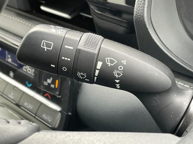 ノア S-Z 純正ナビ Bluetooth フルセグTV FM AM バックカメラ シートヒーター 電動リアゲート オットマン ETC2.0 純正フロアマット 純正アルミホイール 衝突被害軽減システム 純正LED(29枚目)