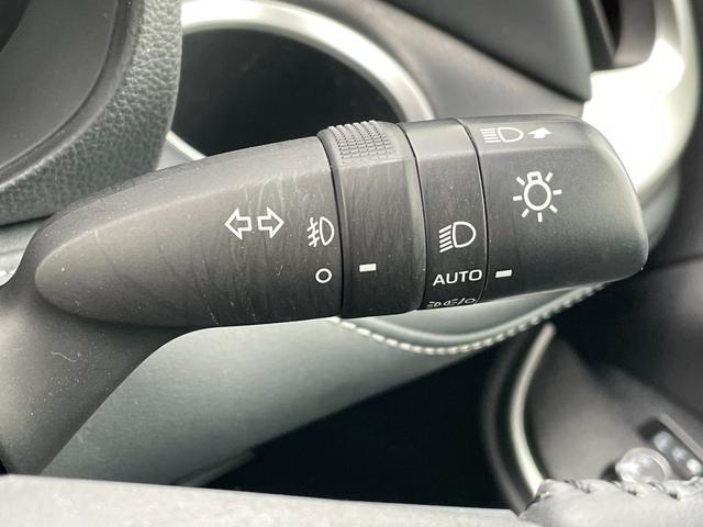 ノア S-Z 純正ナビ Bluetooth フルセグTV FM AM バックカメラ シートヒーター 電動リアゲート オットマン ETC2.0 純正フロアマット 純正アルミホイール 衝突被害軽減システム 純正LED(30枚目)