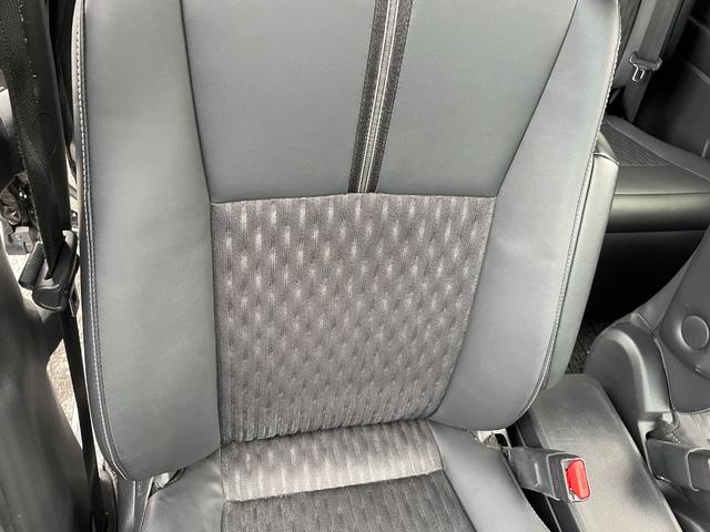 ノア S-Z 純正ナビ Bluetooth フルセグTV FM AM バックカメラ シートヒーター 電動リアゲート オットマン ETC2.0 純正フロアマット 純正アルミホイール 衝突被害軽減システム 純正LED(44枚目)