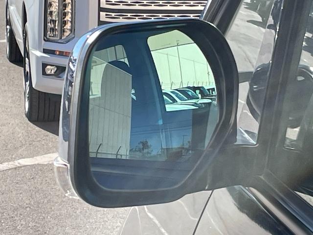 デリカＤ：５ Ｄ　パワーパッケージ　純正９インチナビ　フリップダウンモニター　両側パワースライドドア　前席シートヒーター　バックカメラ　クルーズコントロール　マッドガード　パドルシフト　純正１８インチＡＷ（78枚目）