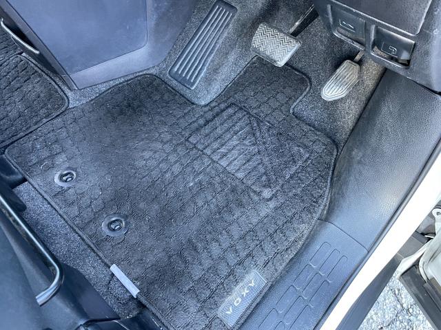 ヴォクシー ＺＳ　煌　純正フリップダウンモニター　純正１０インチナビ　ＢＴ　ＣＤ　ＤＶＤ　ＡＭ　ＦＭ　フルセグＴＶ　バックカメラ　両側パワースライドドア　衝突軽減装置　レーンキープアシスト　横滑り防止装置　前方ドラレコ（44枚目）