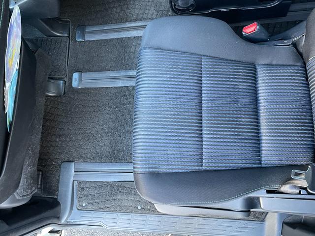 ヴォクシー ＺＳ　煌　純正フリップダウンモニター　純正１０インチナビ　ＢＴ　ＣＤ　ＤＶＤ　ＡＭ　ＦＭ　フルセグＴＶ　バックカメラ　両側パワースライドドア　衝突軽減装置　レーンキープアシスト　横滑り防止装置　前方ドラレコ（55枚目）