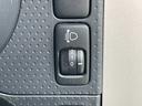 ベースグレード　４ＷＤ　純正ナビ　ＴＶ　ＣＤ／ＤＶＤ　Ｂｌｕｅｔｏｏｔｈ　バックモニター　クリアランスソナー　ＥＴＣ　ドライブレコーダー　横滑り防止措置　フォグランプ　ステアリングスイッチ　エアコン　電動格納ミラー（29枚目）