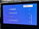 ハイブリッド　ダブルバイビー　ワンオーナー　純正１０．５型コネクトナビ　ＴＶ　バックモニター　追従クルーズ　シートヒーター　ビルトインＥＴＣ２．０　ワイヤレス充電器　ステアリングヒーター　ブラインドスポットモニター　純正アルミ（25枚目）