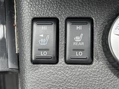 ◆【シートヒーター】シートを温めてくれる暖房機器です！長時間座っていると負担が掛かりやすい背中や腰、または冬場などの寒い日に冷えやすい脚部に快適なぬくもりを伝えます。 7