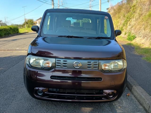 キューブ 15X Mセレクション 社外アルミ(スタッドレス履き)社外ナビ ドアバイザー 記録簿 スマートキー ETC 肘掛け バックカメラ ワンセグtv 無煙草臭 無事故(5枚目)