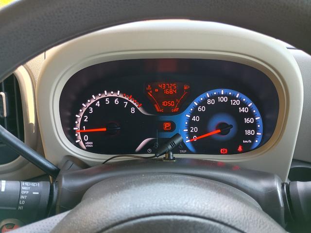 キューブ 15X Mセレクション 社外アルミ(スタッドレス履き)社外ナビ ドアバイザー 記録簿 スマートキー ETC 肘掛け バックカメラ ワンセグtv 無煙草臭 無事故(20枚目)