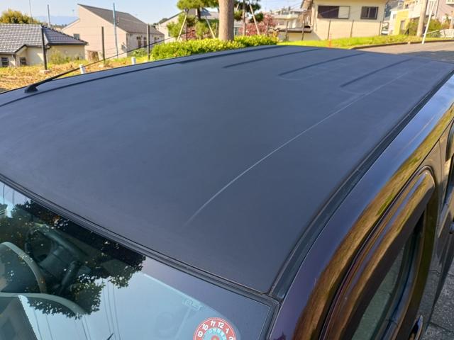 キューブ 15X Mセレクション 社外アルミ(スタッドレス履き)社外ナビ ドアバイザー 記録簿 スマートキー ETC 肘掛け バックカメラ ワンセグtv 無煙草臭 無事故(28枚目)