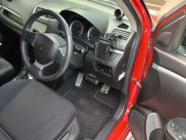 スイフト ＸＳ　社外ナビ　フルセグＴＶ　ＥＴＣ　ドライブレコーダー　バックモニター　クルーズコントロール　スロットルコントローラー　社外アルミホイール　電圧計　フォグランプ（15枚目）