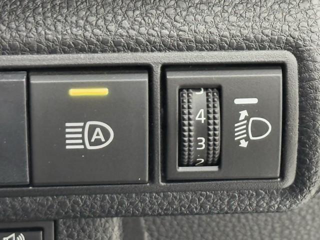 カローラツーリング ハイブリッド G-X プラス セーフティセンス ICS ナビ CD/DVD再生 バックカメラ ETC 前後ドライブレコーダー クルーズコントロール スマートキー LEDヘッドライト(10枚目)