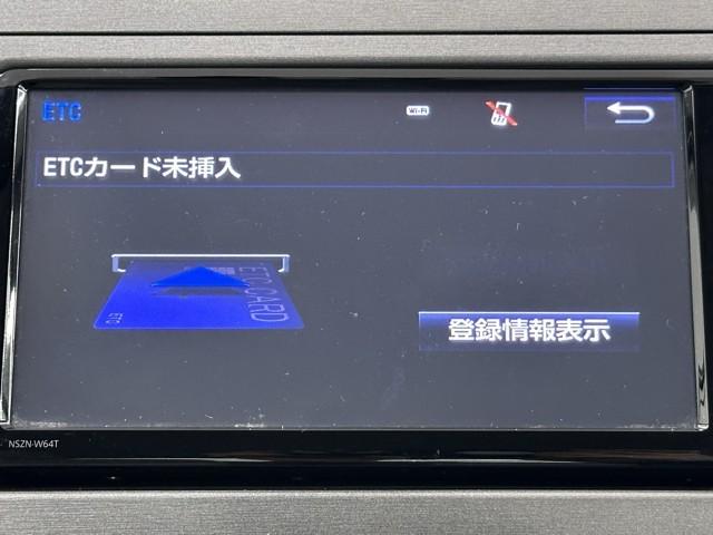 プリウス Ｓ　純正ナビ　フルセグＴＶ　バックカメラ　ＥＴＣ　ドライブレコーダー　スマートキー　ＨＩＤヘッドライト　アルミホイール（8枚目）