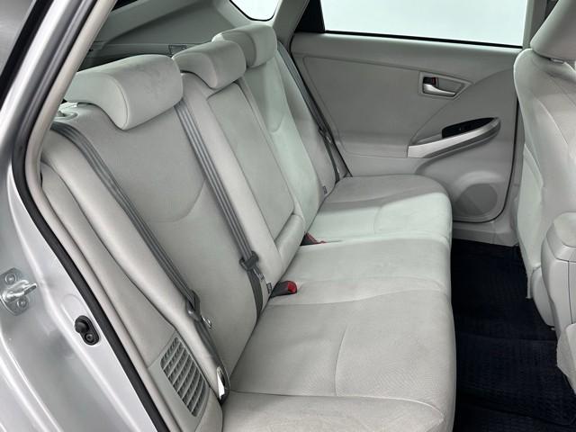 プリウス Ｓ　純正ナビ　フルセグＴＶ　バックカメラ　ＥＴＣ　ドライブレコーダー　スマートキー　ＨＩＤヘッドライト　アルミホイール（17枚目）