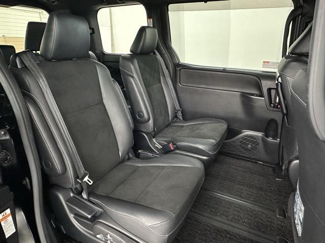 ノア ハイブリッドSi ダブルバイビー セーフティセンス ナビ フルセグTV CD/DVD再生 バックカメラ ETC2.0 ドライブレコーダー クルーズコントロール スマートキー シートヒーター 両側パワースライドドア LEDヘッドライト(17枚目)