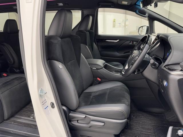 アルファードハイブリッド Ｓ　タイプゴールド　セーフティセンス　ＩＣＳ　ＢＳＭ　後席モニター　ナビ　ＴＶ　バックカメラ　ＥＴＣ２．０　前後ドライブレコーダー　デジタルインナーミラー　両側パワースライドドア　パワーバックドア　ＬＥＤヘッドライト（16枚目）