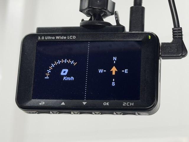 ヴォクシー ハイブリッドZS セーフティセンス ナビ フルセグTV バックカメラ ETC 前後ドライブレコーダー クルーズコントロール スマートキー シートヒーター 左側パワースライドドア LEDヘッドライト アルミホイール(10枚目)