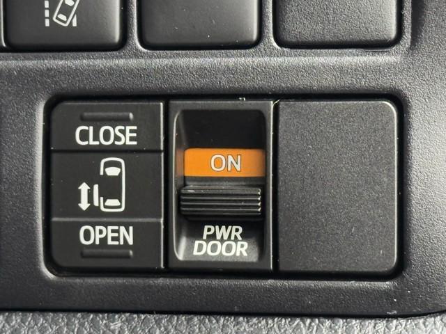 ヴォクシー ハイブリッドZS セーフティセンス ナビ フルセグTV バックカメラ ETC 前後ドライブレコーダー クルーズコントロール スマートキー シートヒーター 左側パワースライドドア LEDヘッドライト アルミホイール(14枚目)