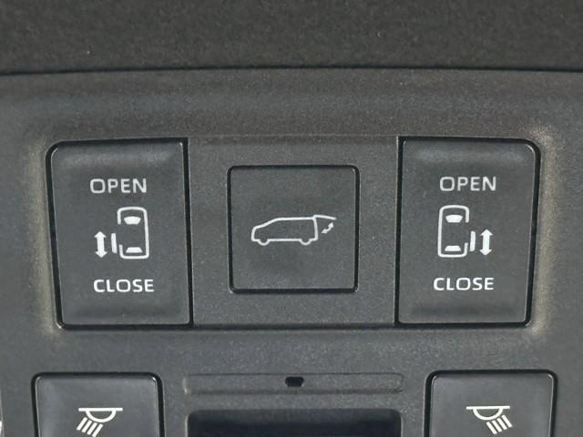 ノア ハイブリッドS-Z セーフティセンス ICS BSM 後席モニター ナビ TV CD/DVD再生 バックカメラ ETC2.0 ドラレコ シートヒーター 両側パワースライドドア パワーバックドア モデリスタ製フルエアロ(14枚目)