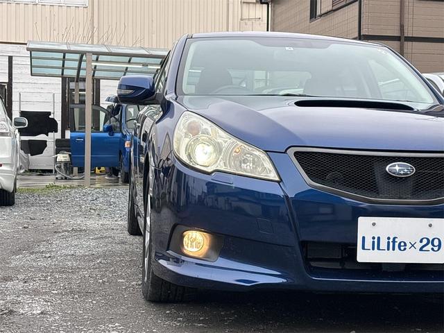 レガシィＢ４ ２．５ＧＴ　ＳＩクルーズ　新品フロアマット／ターボ／クルーズコントロール／ＨＩＤ／フォグ／ＳＩドライブ／パワーシート／デュアルマフラー／ＨＤＤナビ／サイド・カーテンエアバッグ／スマートキー／内外装クリーニング済み（11枚目）