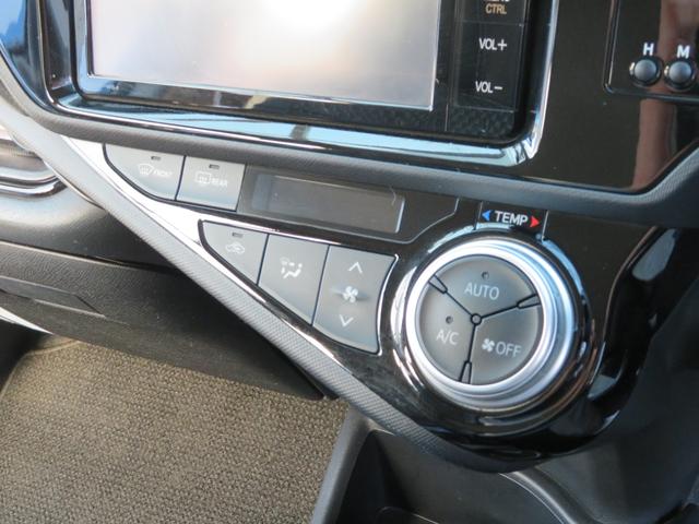 アクア Ｘ－アーバン　ソリッド　特別仕様車「Ｘ　ＵＲＢＡＮ　ソリッド」　ナビ地デジＴＶ　Ｂカメラ　純正アルミ　スマートキー　衝突被害減　ＥＴＣ　Ｂｌｕｅｔｏｏｔｈ　合皮シート（34枚目）