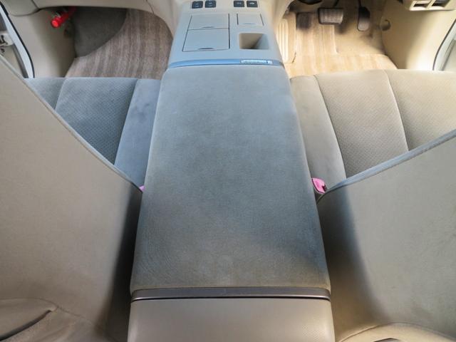 エスティマハイブリッド Ｇ　純正メーカーＨＤＤナビ地デジＴＶ　後席モニター　ＥＴＣ　Ｂカメラ　純正ＡＷ　両側パワースライド　運転席助手席シートヒーター　クルコン（11枚目）