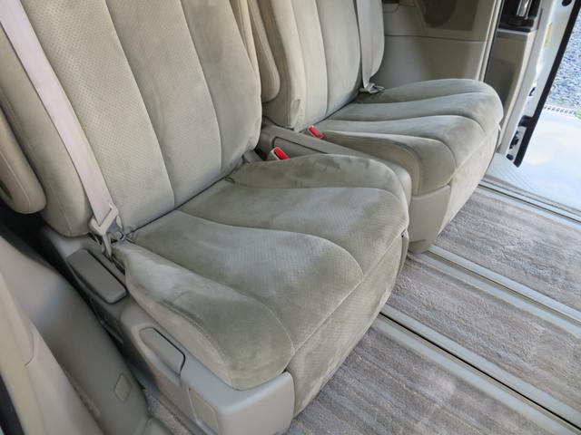 エスティマハイブリッド Ｇ　純正メーカーＨＤＤナビ地デジＴＶ　後席モニター　ＥＴＣ　Ｂカメラ　純正ＡＷ　両側パワースライド　運転席助手席シートヒーター　クルコン（20枚目）