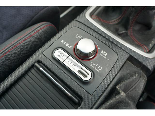 インプレッサ ＷＲＸ　ＳＴＩ　ｔＳ　カーボンルーフ　レカロシート２脚　スマートキー　ホワイトペイントアルミホイール　カロッツェリアナビ（32枚目）