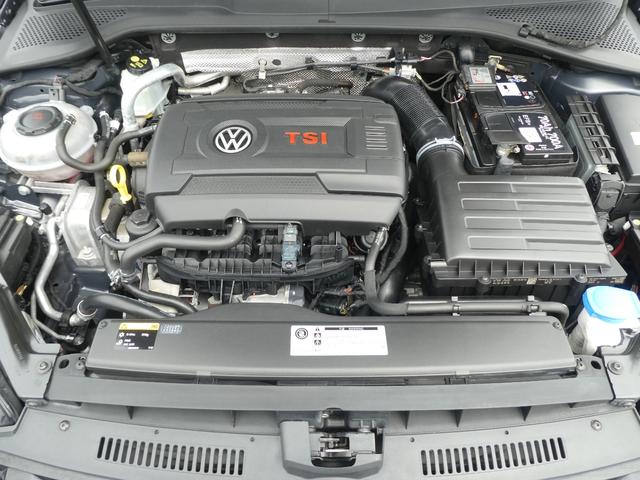 ゴルフＧＴＩ ベースグレード　後期／テクノロジーパッケージ／新品１８インチＲＭＰアルミタイヤ／Ｈ＆Ｒロ－ダウン／Ｆｌｏｗ　Ｄｅｓｉｇｎディフューザー／Ａｐｐｌｅ　ＣａｒＰｌａｙ／フルセグ／ＤＶＤ再生／バックカメラ／ビルトインＥＴＣ（33枚目）