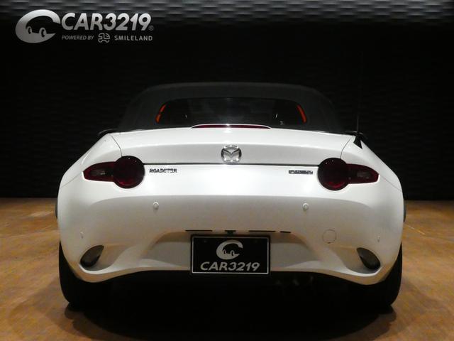 ロードスター Ｓスペシャルパッケージ　後期／６速マニュアル／禁煙車／純正ナビ／バックカメラ／地デジフルセグ／　Ａｐｐｌｅ　ＣａｒＰｌａｙ／ＣＤ／ＤＶＤ再生／ビルトインＥＴＣ／ブラインドスポットモニター／衝突軽減ブレーキ装備／シ－トヒ－ター（4枚目）