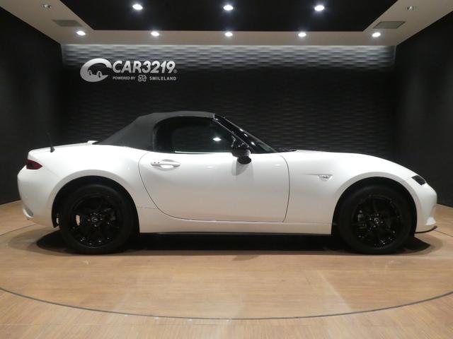 ロードスター Ｓスペシャルパッケージ　後期／６速マニュアル／禁煙車／純正ナビ／バックカメラ／地デジフルセグ／　Ａｐｐｌｅ　ＣａｒＰｌａｙ／ＣＤ／ＤＶＤ再生／ビルトインＥＴＣ／ブラインドスポットモニター／衝突軽減ブレーキ装備／シ－トヒ－ター（6枚目）