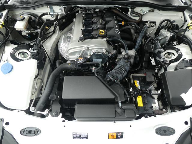 ロードスター Ｓスペシャルパッケージ　後期／６速マニュアル／禁煙車／純正ナビ／バックカメラ／地デジフルセグ／　Ａｐｐｌｅ　ＣａｒＰｌａｙ／ＣＤ／ＤＶＤ再生／ビルトインＥＴＣ／ブラインドスポットモニター／衝突軽減ブレーキ装備／シ－トヒ－ター（42枚目）