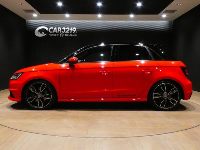Ｓ１スポーツバック クワトロリミテッドエディション　限定９０台／コントラストルーフ／ナッパレザー／ＫＷ車高調／ＭＭＩ／バックカメラ／フルセグ／Ｓ１レッドキャリパー／カラーシートバック・コンソール／Ｒウィング／同色ドアミラー／マットブラック１８インチＡＷ（5枚目）