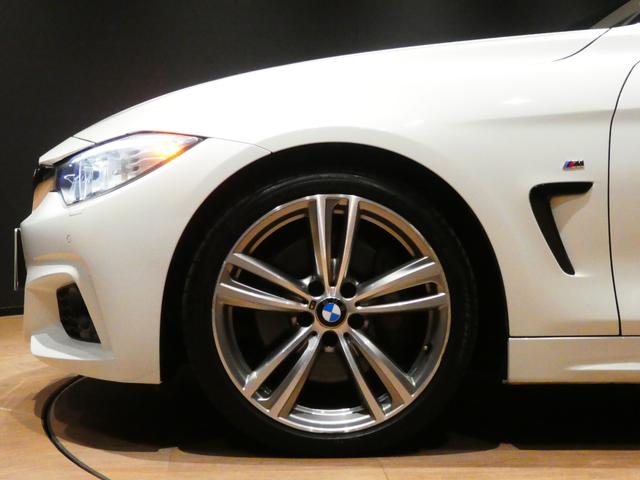 ４シリーズ ４３５ｉクーペ　Ｍスポーツ　黒革パワーシート／インテリジェンスセーフティＰＫＧ／コンフォートアクセス／アクティブクルーズ／純正ＨＤＤナビ／バックカメラ／地デジフルセグテレビ／ＬＥＤヘッドライト・フォグライト／Ｍスポ－ツ１９ＡＷ（26枚目）