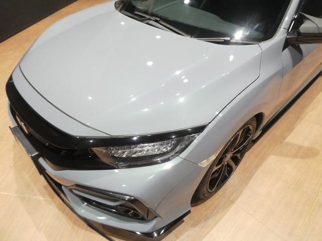 シビック ハッチバック　後期型／ソニックグレーパール／新品タイヤ取付済／ブリッツ車高調／６速ＭＴ／Ｂｌｕｅｔｏｏｔｈ対応純正ナビ／バックカメラ／ビルトインＥＴＣ２．０／ＬＥＤヘッドライト・フォグライト／フロントパワーシート（24枚目）