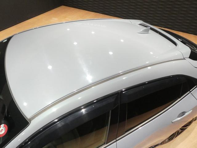 シビック ハッチバック　後期型／ソニックグレーパール／新品タイヤ取付済／ブリッツ車高調／６速ＭＴ／Ｂｌｕｅｔｏｏｔｈ対応純正ナビ／バックカメラ／ビルトインＥＴＣ２．０／ＬＥＤヘッドライト・フォグライト／フロントパワーシート（25枚目）