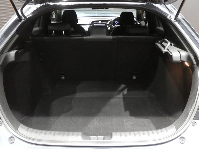 シビック ハッチバック　後期型／ソニックグレーパール／新品タイヤ取付済／ブリッツ車高調／６速ＭＴ／Ｂｌｕｅｔｏｏｔｈ対応純正ナビ／バックカメラ／ビルトインＥＴＣ２．０／ＬＥＤヘッドライト・フォグライト／フロントパワーシート（51枚目）