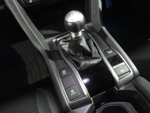 シビック ハッチバック　後期型／ソニックグレーパール／新品タイヤ取付済／ブリッツ車高調／６速ＭＴ／Ｂｌｕｅｔｏｏｔｈ対応純正ナビ／バックカメラ／ビルトインＥＴＣ２．０／ＬＥＤヘッドライト・フォグライト／フロントパワーシート（58枚目）