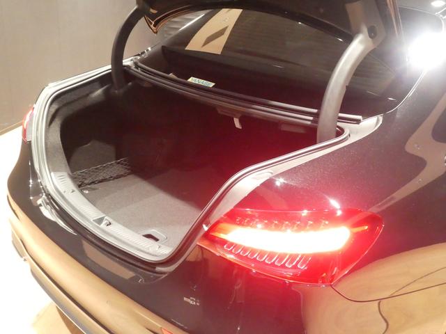 Eクラス E200 スポーツ ワンオーナー/禁煙/ユーザー買取直販/AMGライン/インテリア・エクスクル-シブPKG/12.3inモニタ-/全方位/ブルメスター/DTV/前後ドラレコ/ビルトインETC2.0/パフュームアトマイザー(52枚目)