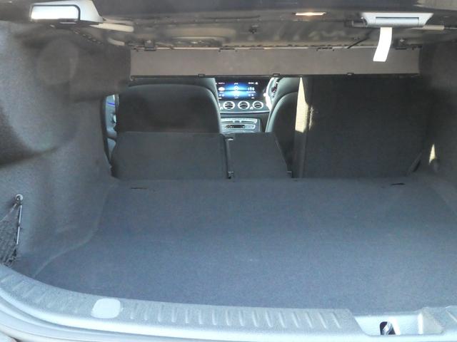 Eクラス E200 スポーツ ワンオーナー/禁煙/ユーザー買取直販/AMGライン/インテリア・エクスクル-シブPKG/12.3inモニタ-/全方位/ブルメスター/DTV/前後ドラレコ/ビルトインETC2.0/パフュームアトマイザー(56枚目)