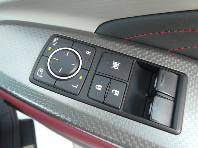 ドア内張りも綺麗な状態です☆運転席内張り☆