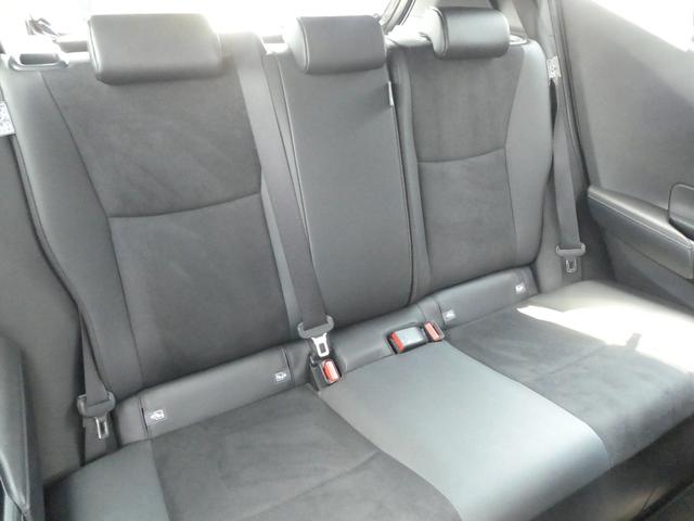 アクア ＧＲスポーツ　ＧＲ専用フロント・リアバンパ－／１７インチアルミ／レッドキャリパ－／ハ－フレザ－スポ－ティシ－ト／ディスプレイオ－ディオ／Ａｐｐｌｅ　ＣａｒＰｌａｙ／トヨタセーフティセンス／ビルトインＥＴＣ／ＬＥＤ（18枚目）