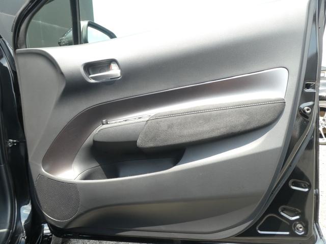 アクア ＧＲスポーツ　ＧＲ専用フロント・リアバンパ－／１７インチアルミ／レッドキャリパ－／ハ－フレザ－スポ－ティシ－ト／ディスプレイオ－ディオ／Ａｐｐｌｅ　ＣａｒＰｌａｙ／トヨタセーフティセンス／ビルトインＥＴＣ／ＬＥＤ（20枚目）