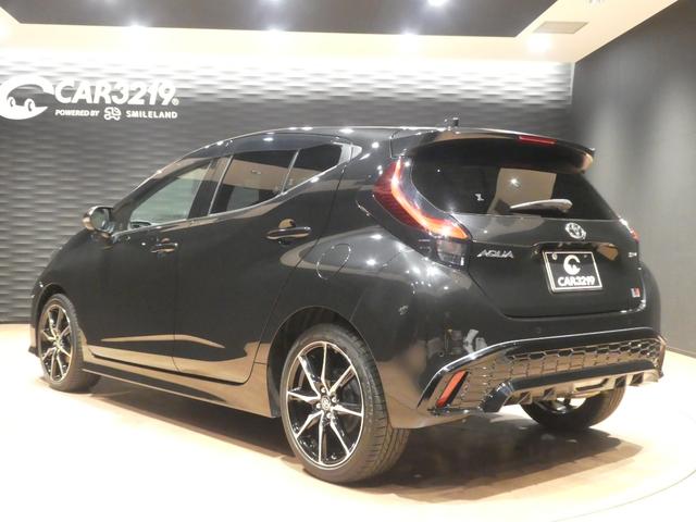 アクア ＧＲスポーツ　ＧＲ専用フロント・リアバンパ－／１７インチアルミ／レッドキャリパ－／ハ－フレザ－スポ－ティシ－ト／ディスプレイオ－ディオ／Ａｐｐｌｅ　ＣａｒＰｌａｙ／トヨタセーフティセンス／ビルトインＥＴＣ／ＬＥＤ（23枚目）